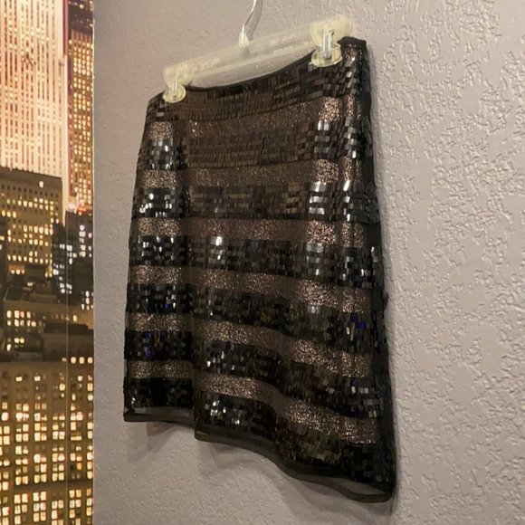 MINKPINK - skirt w black sequin layers, lining, zipper - M - Picture 13 of 15